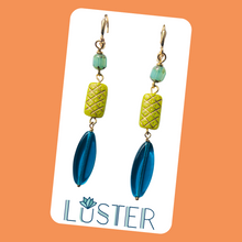 Load image into Gallery viewer, Czech Glass Drops