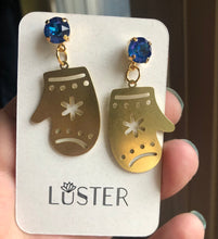 Load image into Gallery viewer, Wintry Brass Mitten Earrings