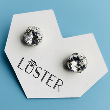 Load image into Gallery viewer, Cushion Cut Crystal Posts
