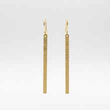 Load image into Gallery viewer, Simple Brass Long Stick Lightweight Earrings
