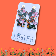 Load image into Gallery viewer, Fall Wildflower Earrings
